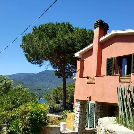 Villetta Sara * Procchio (Isola d'Elba)